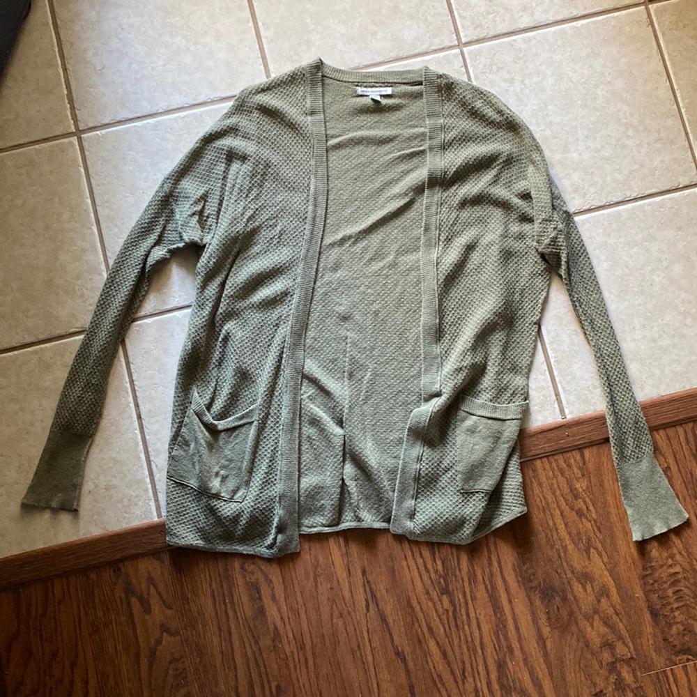 American Eagle Olive Green Cardigan